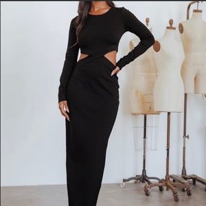 Lulu’s long elegant dress